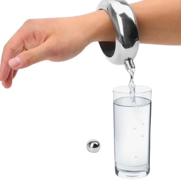 Qingo Novelty Engagement Ring Rhinestone Encrusted Flask Bangle Bracelet OSFM - Picture 5 of 5